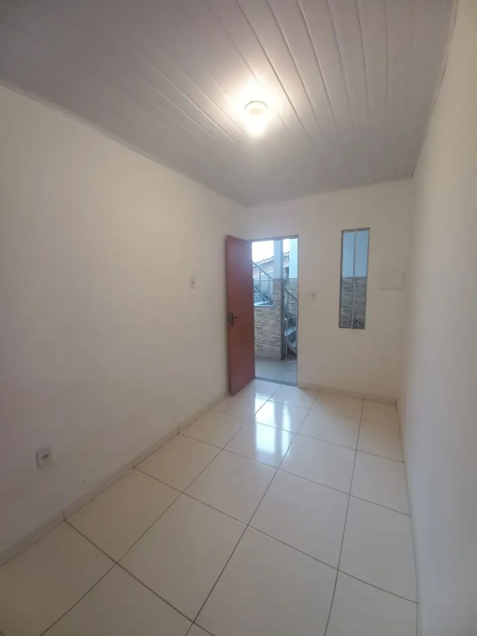 ALUGO KITNET PARA MULHER - Foto 2