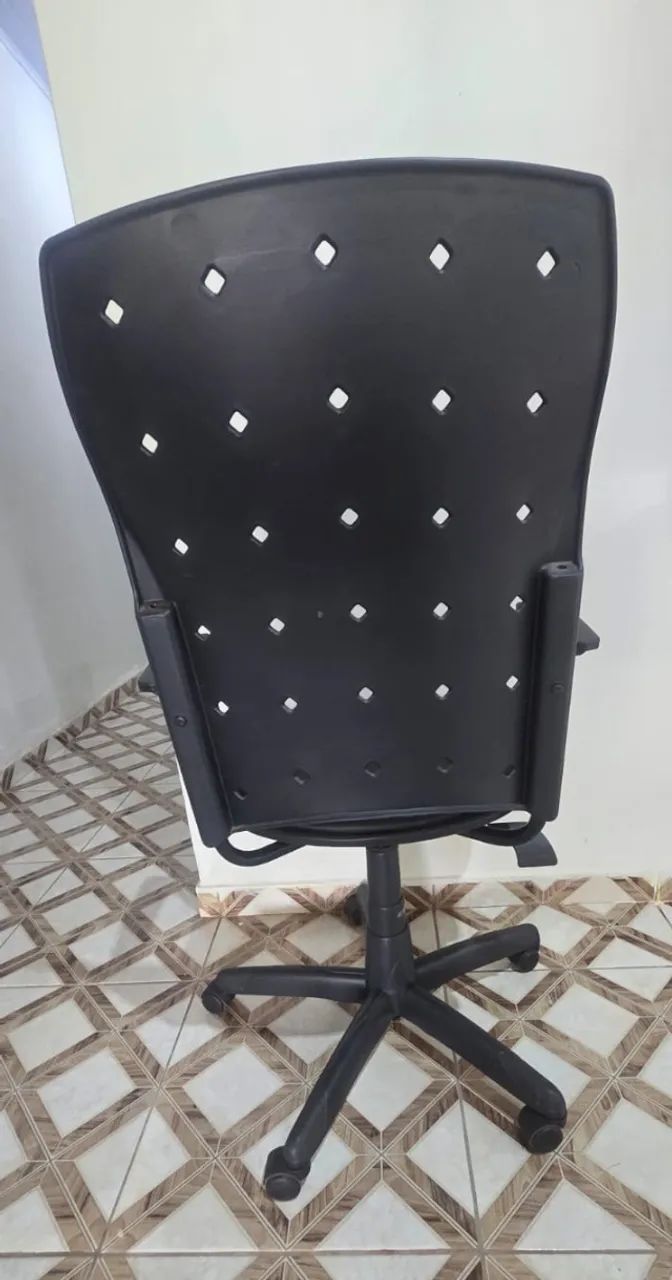 Cadeira giratória com braços - Foto 2