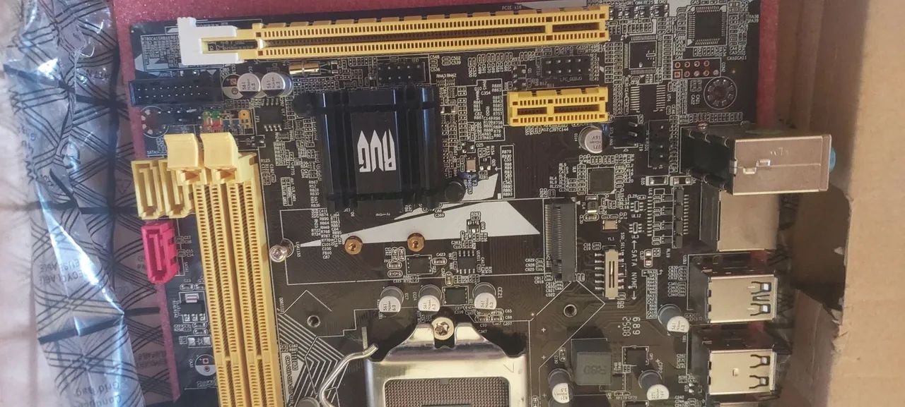 B75 REVENGER - Foto 3