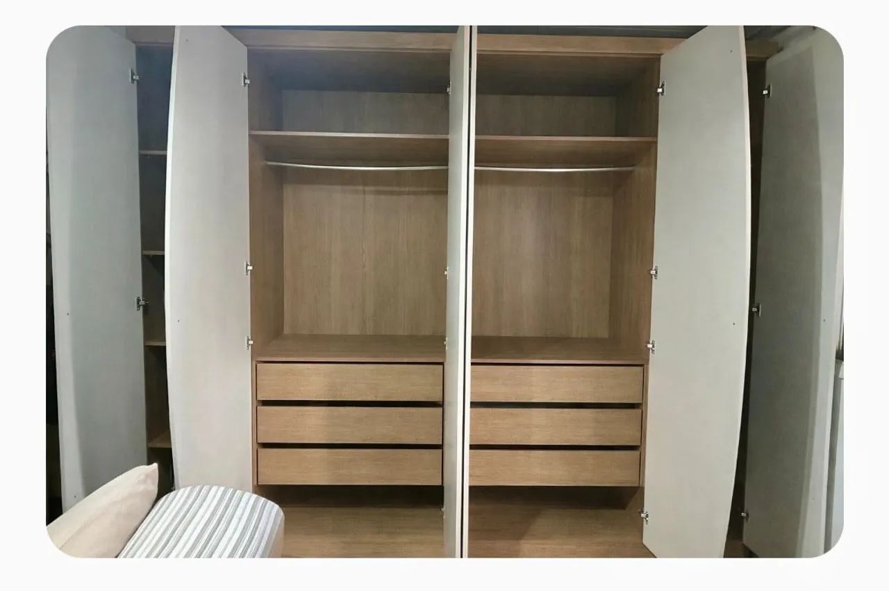Guarda-Roupa Casal 6 Portas com Espelho - Foto 2