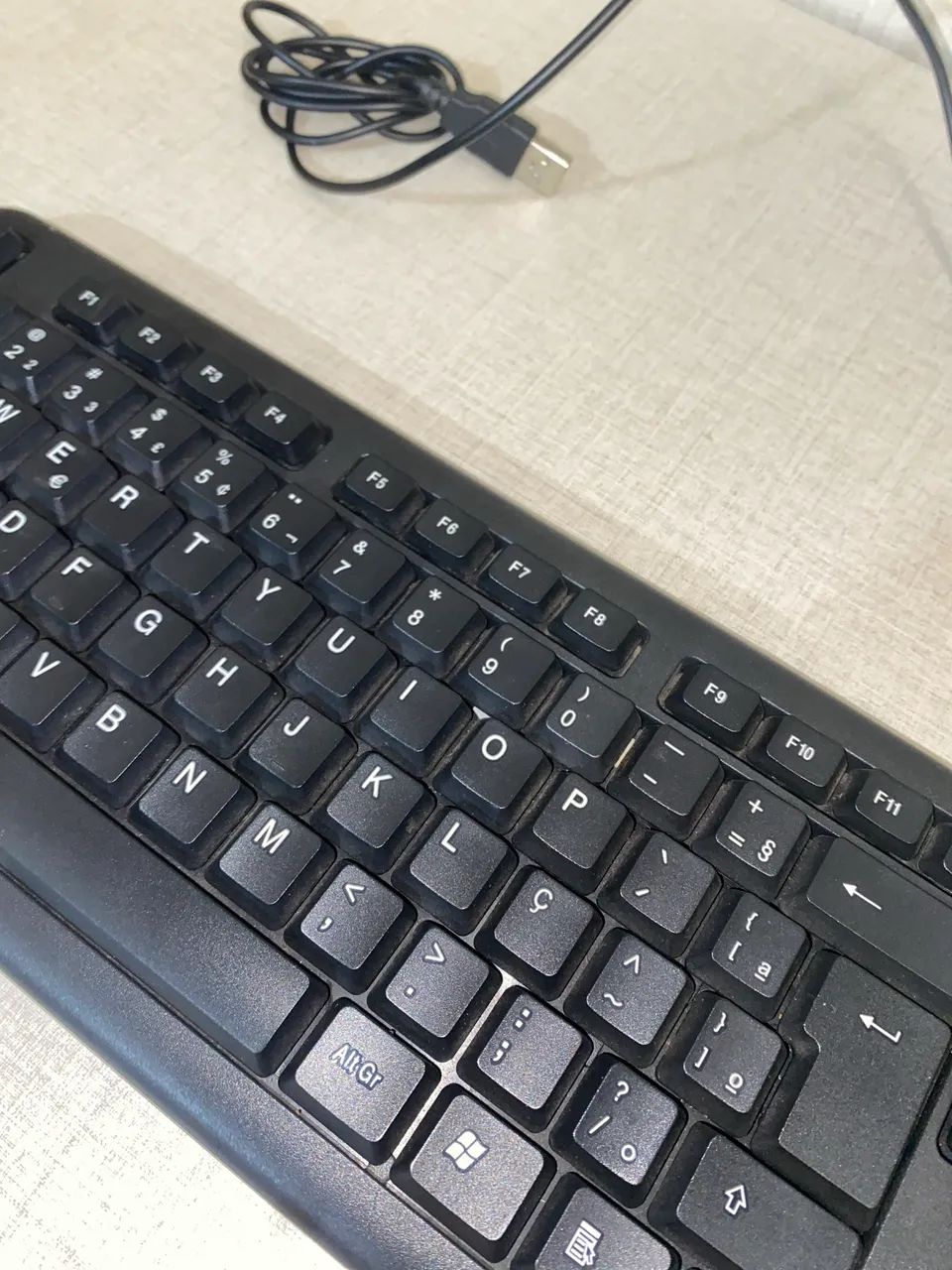 Teclado USB Pisc - Simples, Funcional e Barato! - Foto 2