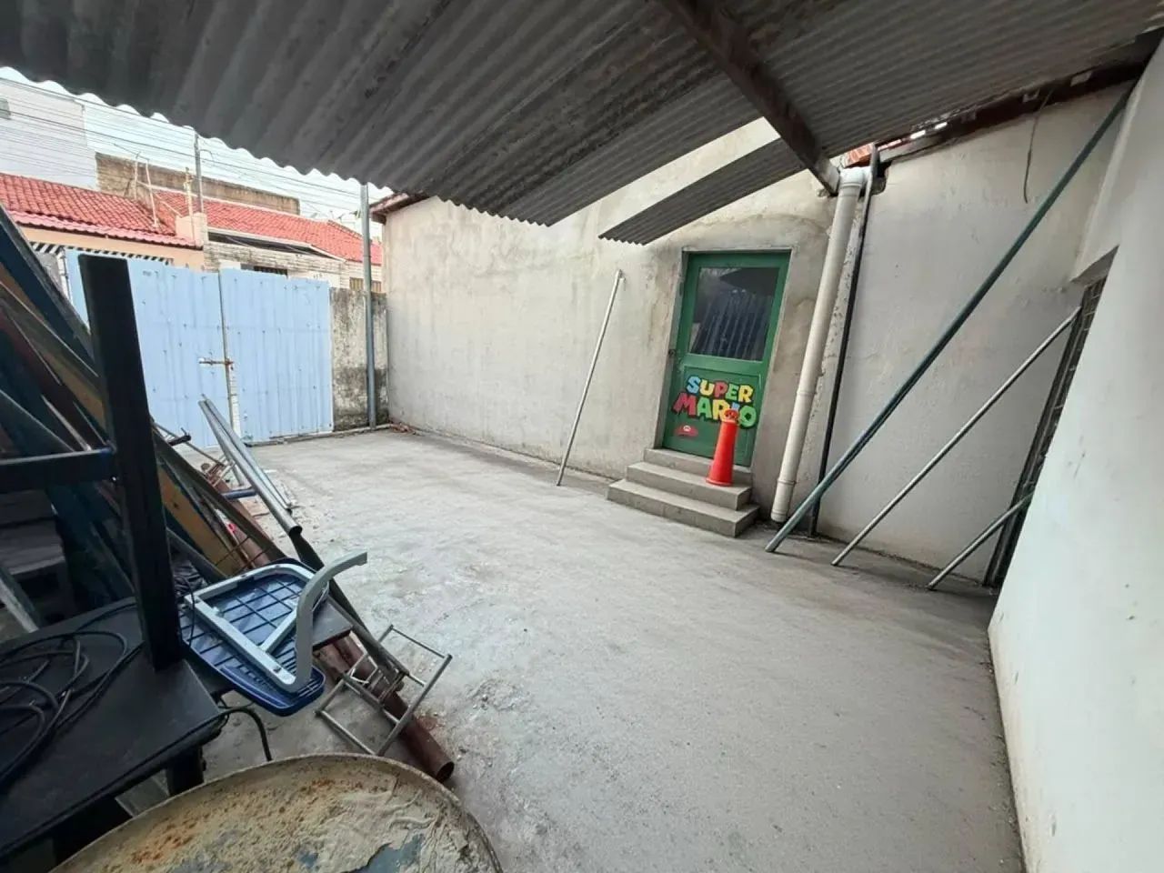 FAROLANDIA CASA EM RUA PUBLICA VENDIDA COMO  TERRENO - Foto 2