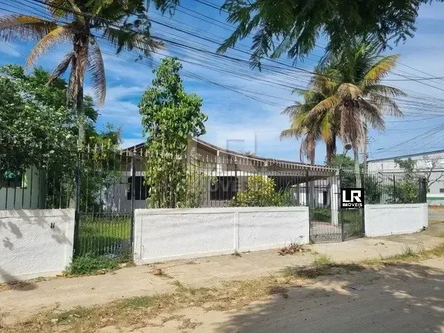 Oportunidade: Casa de 3 quartos suítes e amplo quintal, à 500 mts do centro comércio *JS01