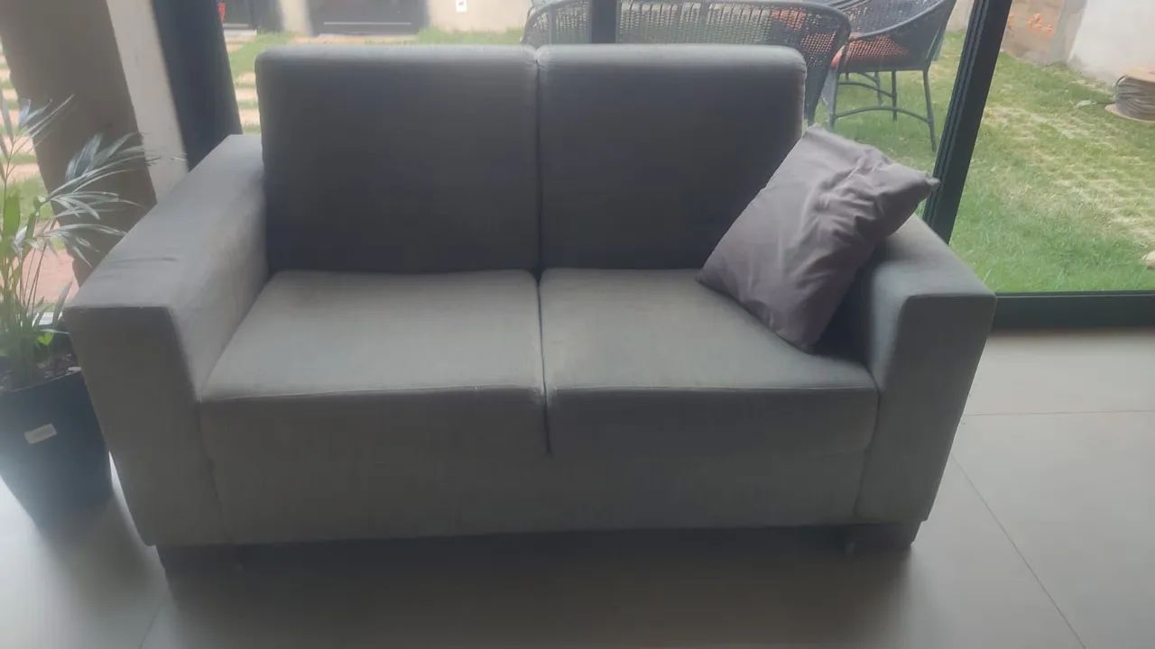 Sofá 2 lugares