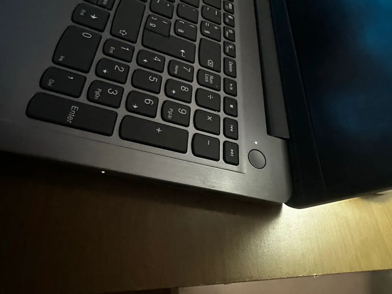 Notebook Lenovo IdeaPad 3 Ryzen 5 5500U DEFEITO  - Foto 3