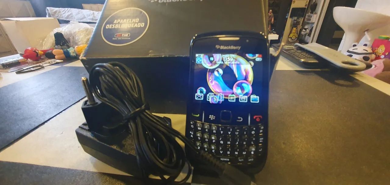 Celular BlackBerry Curve  - Foto 4