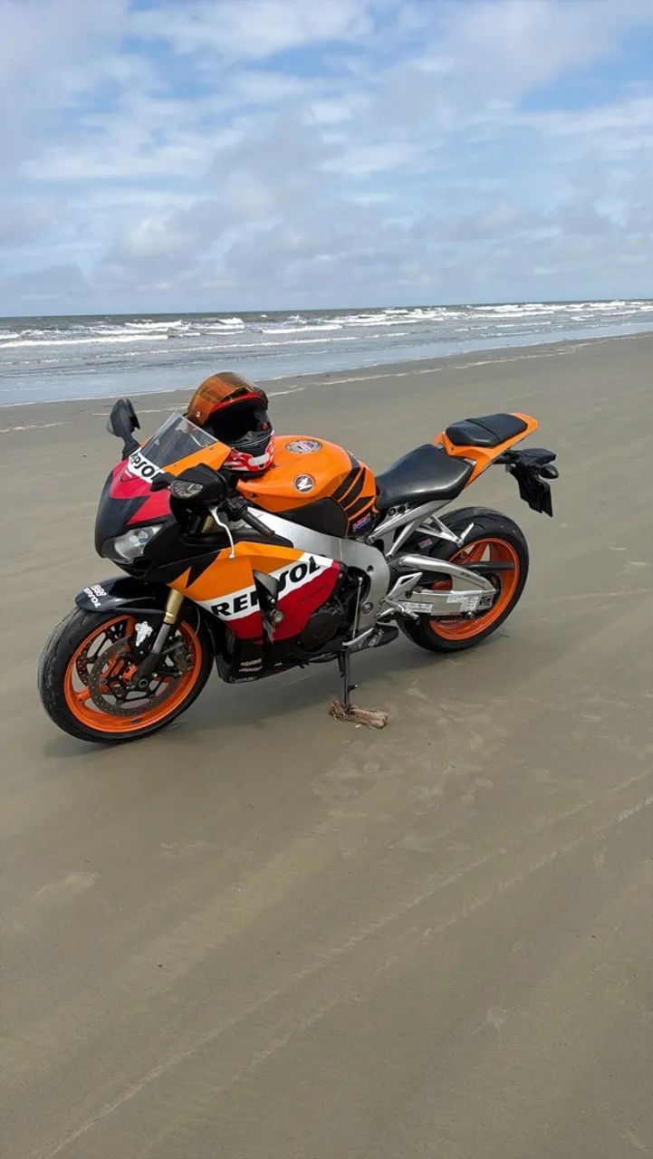 Cbr 1000 rr Repsol fire balde  - Foto 2