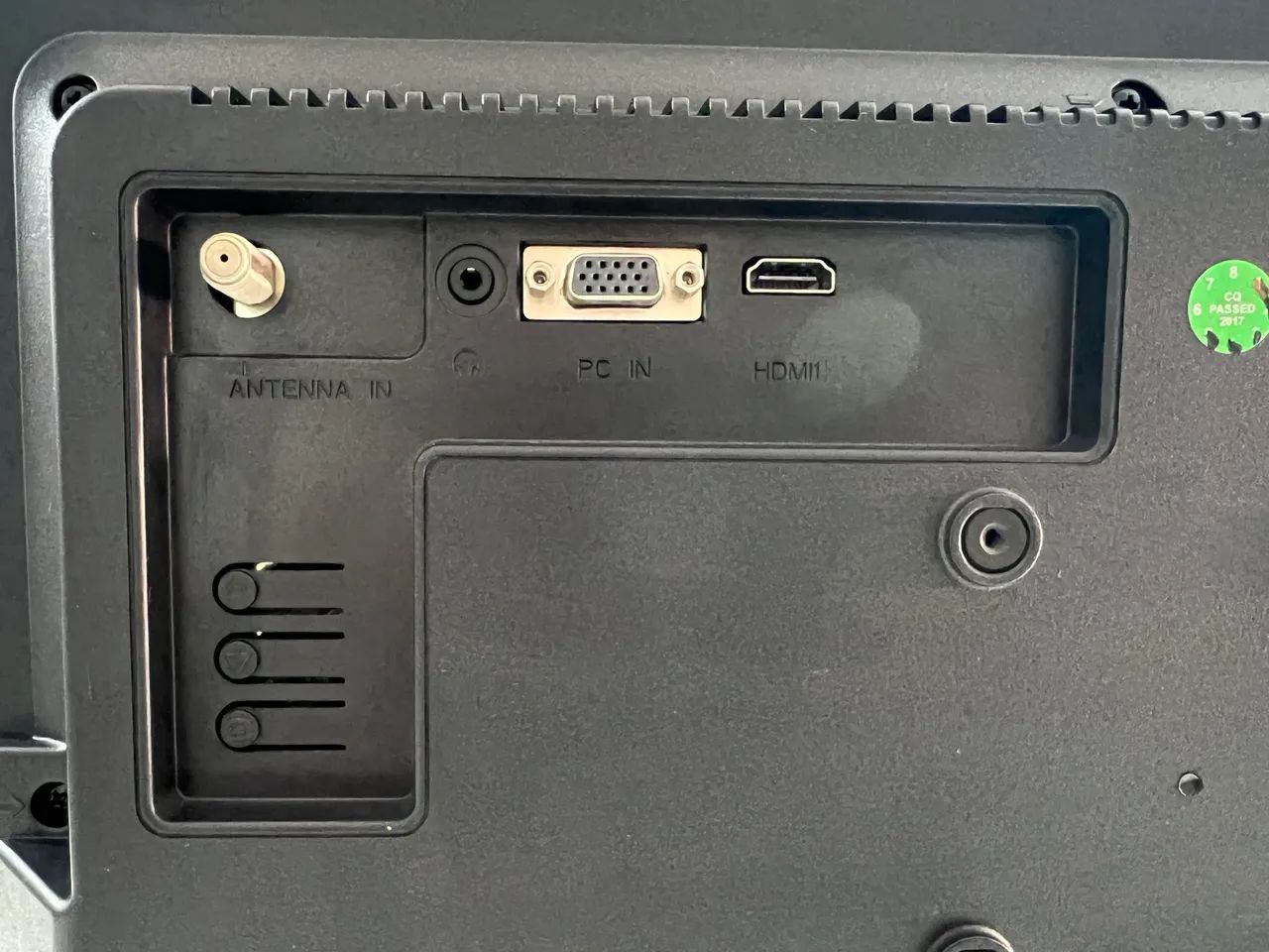 Tv Monitor AOC LED 24 Polegadas - 2 entradas HDMi - 1 Entrada VGA - Foto 2