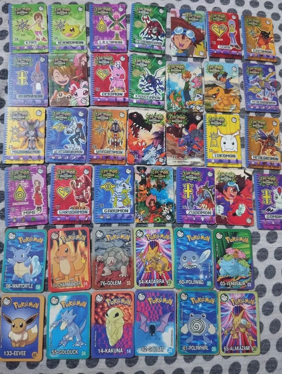 Coleção Digimon e pokémon Elma chips