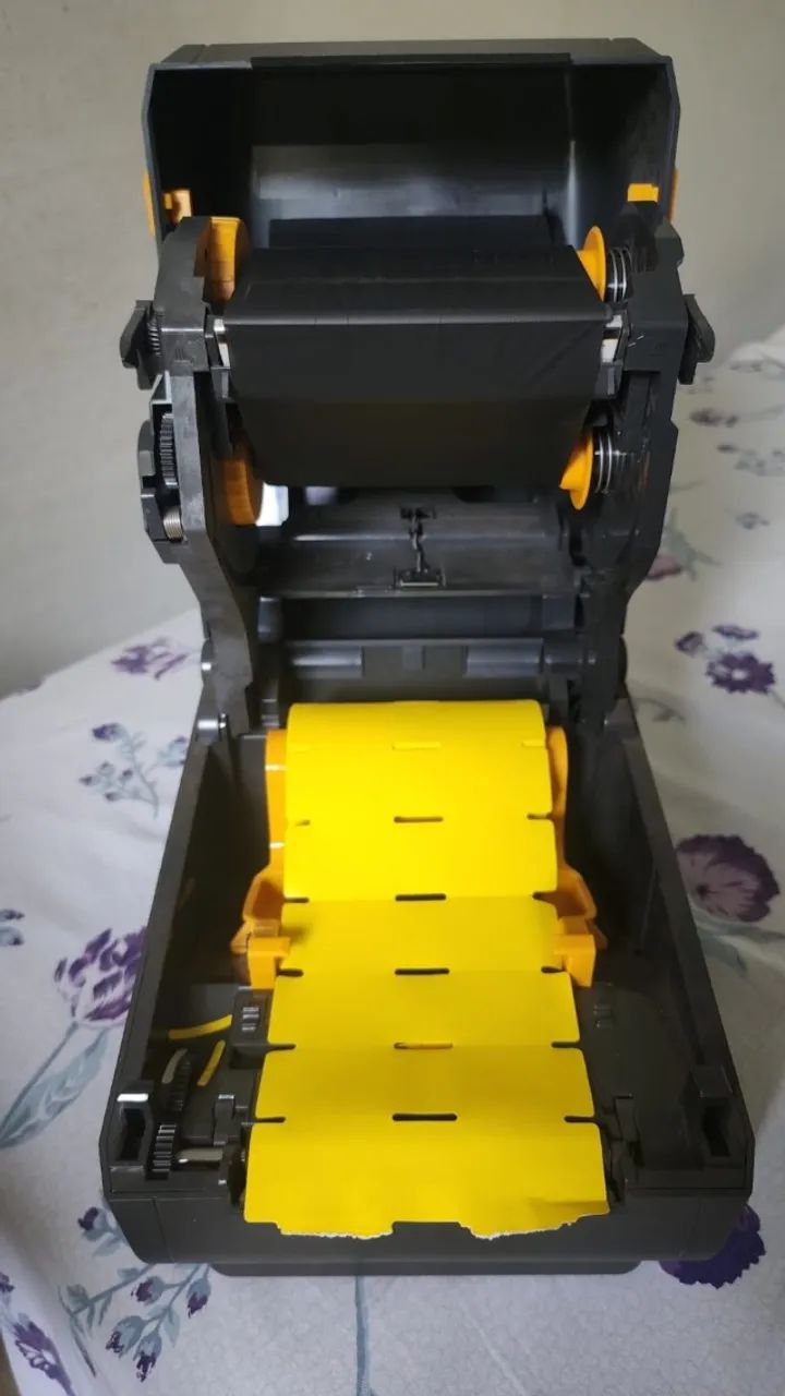 Impressora Zebra ZD220t 2021 - SEM BLOQUEIO - Aceita genéricos441992378404065282