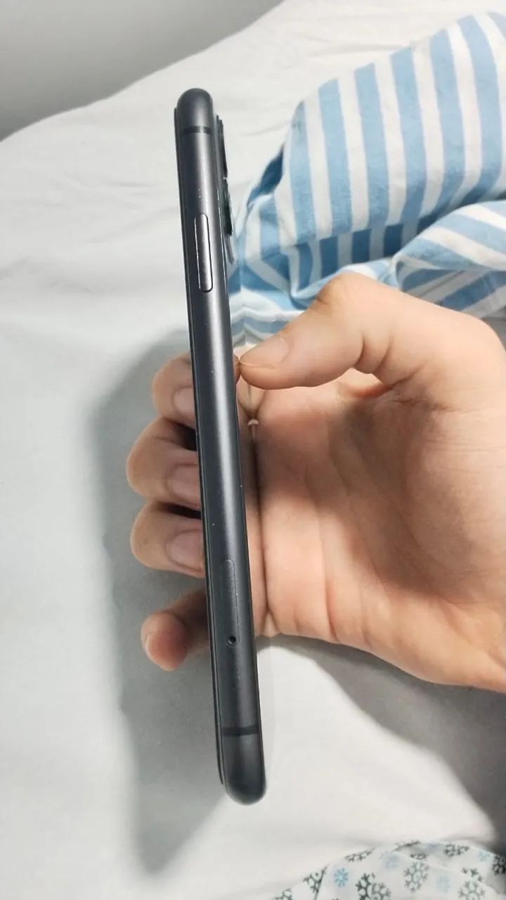 iPhone 11 128 82% bem conservado com caixa - Foto 3