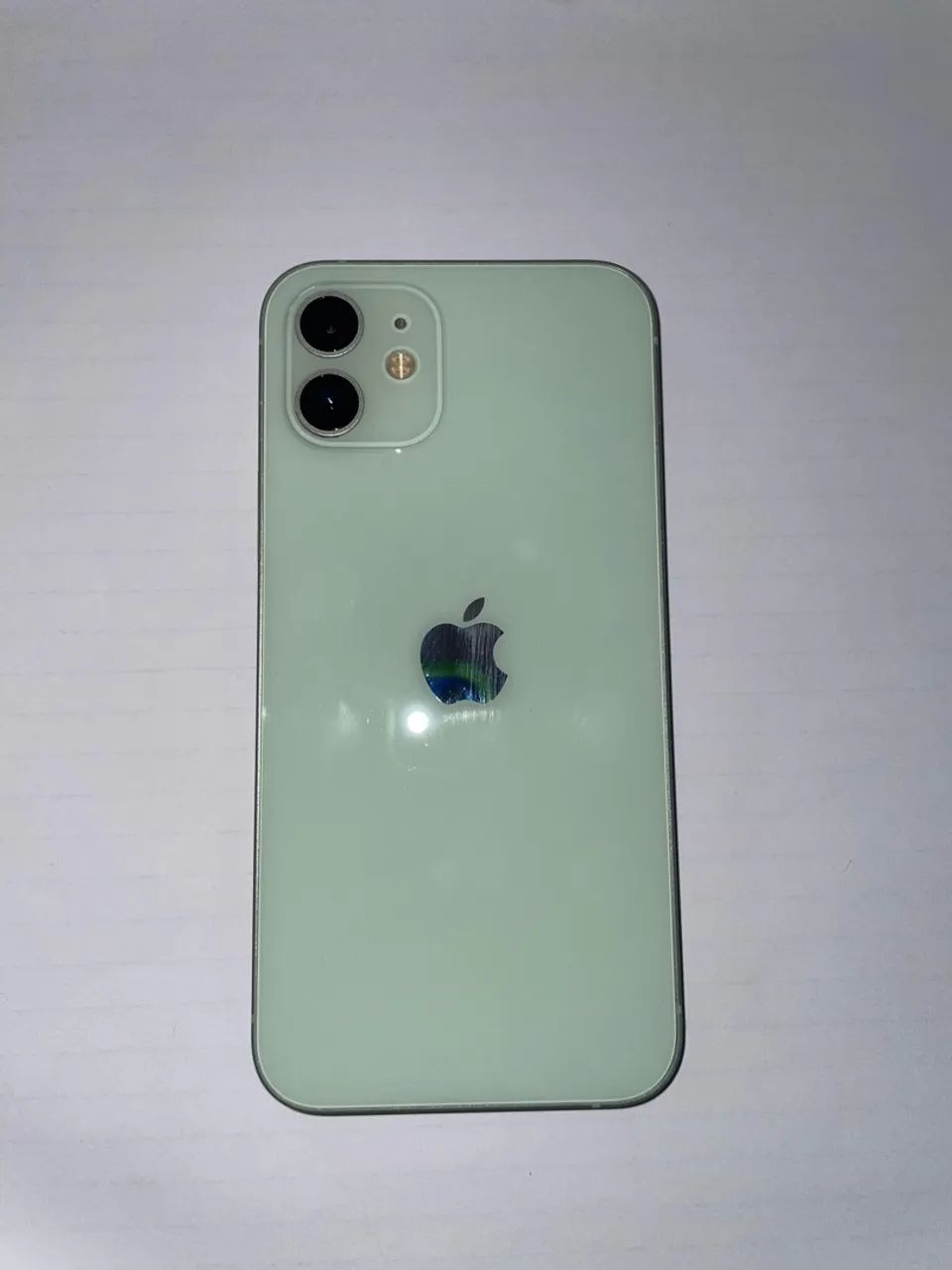Iphone 12 128GB, com carregador e 6 capinhas 