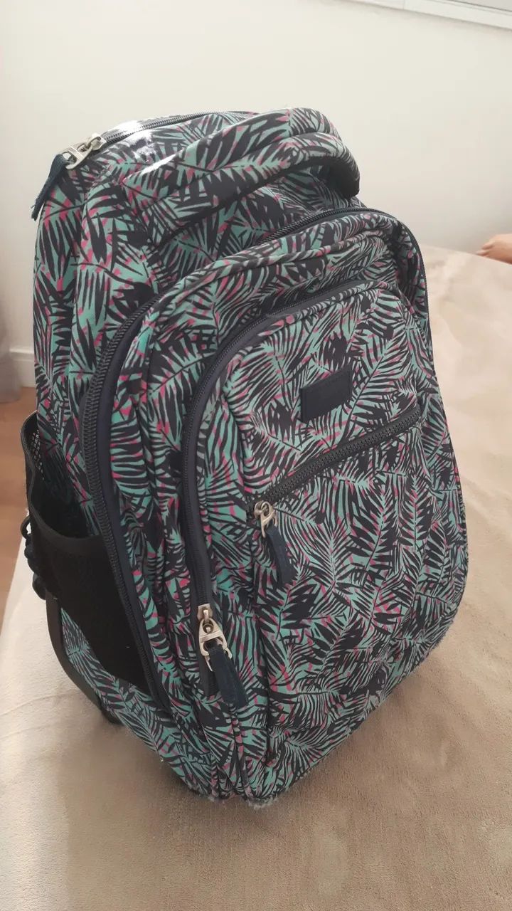 Muchila rodinhas marca Convoy