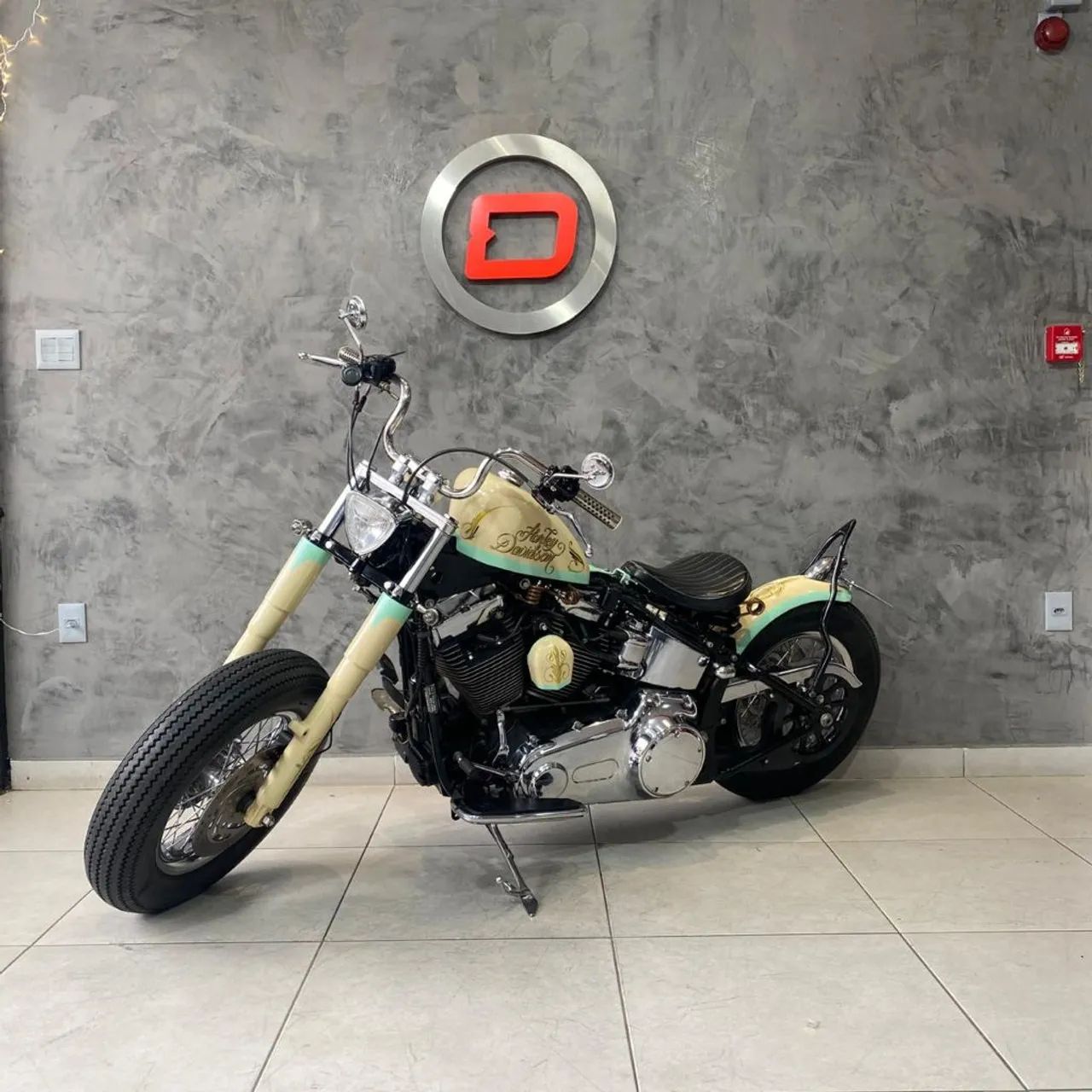 SOFTAIL DELUXE  FLSTN - Foto 4