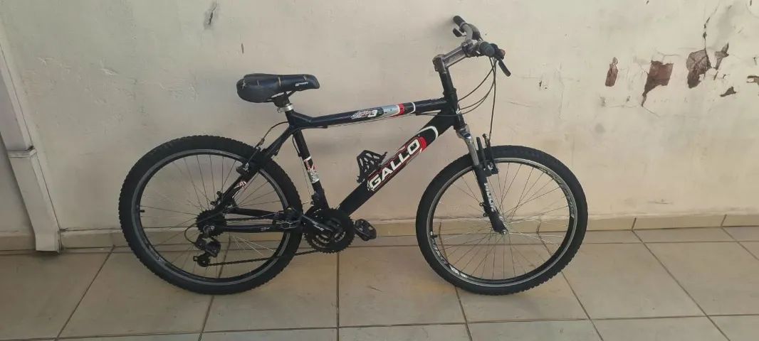 Bicicleta aro 26 - 21 Marchas