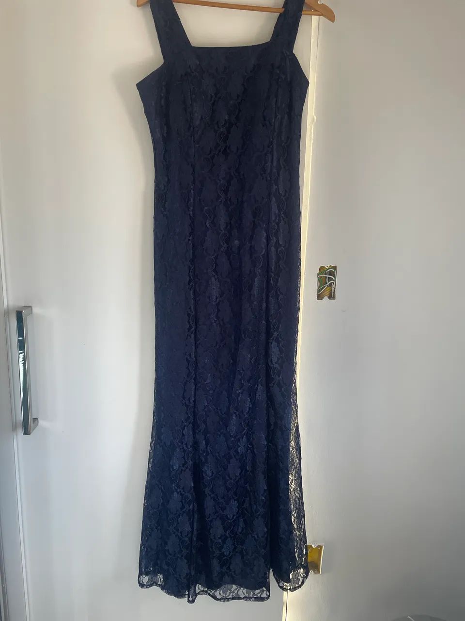 Vestido de festa. Azul marinho com renda. - Foto 2