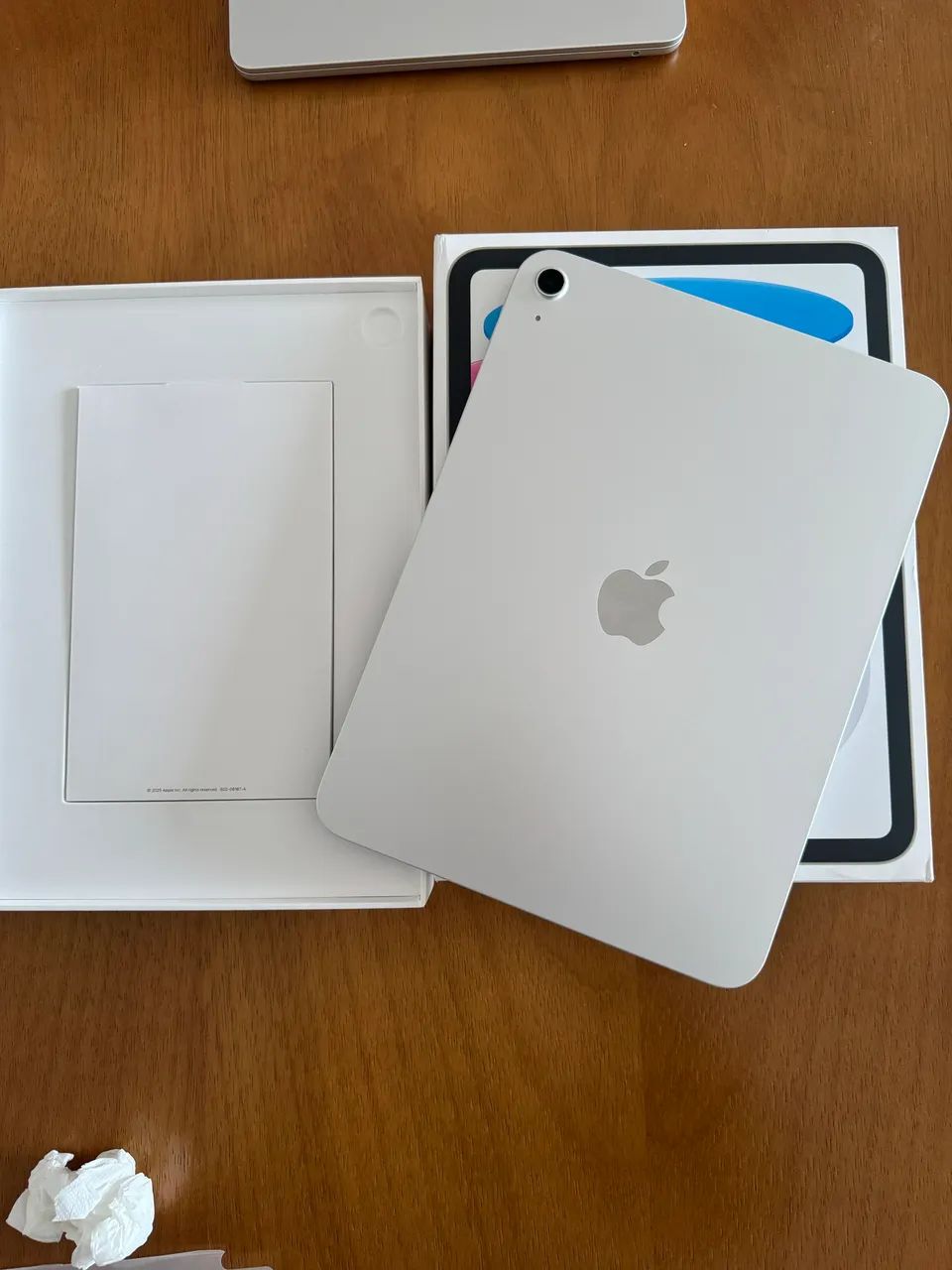 iPad A16 Wi-FI 128GB - Silver - Tablets e E-Readers - Vila Isolina