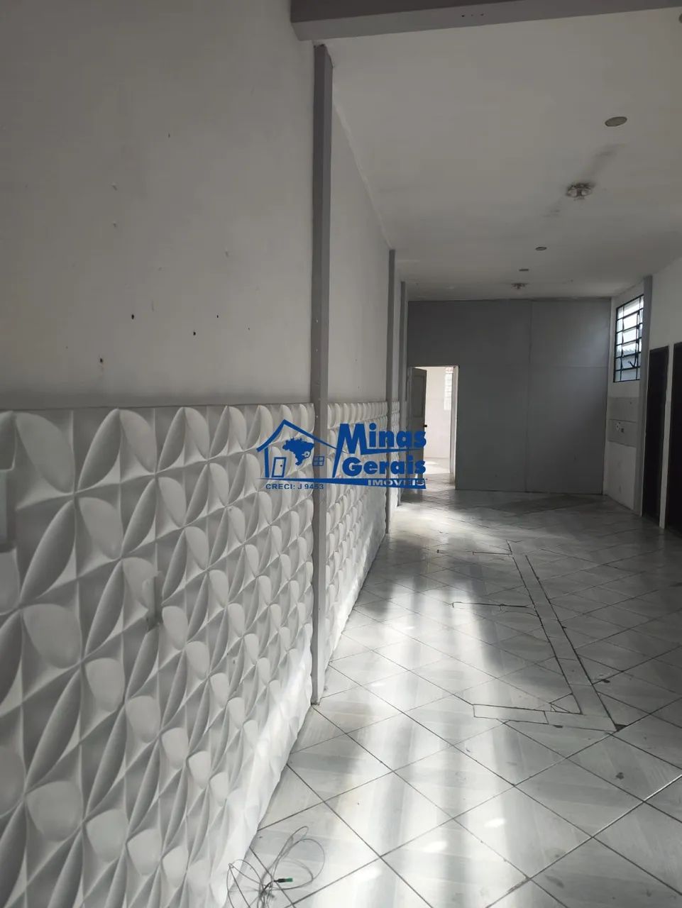 PONTO COMERCIAL PARA LOCAÇÃO E VENDA - Salão Comercial com Edícula - Bosque dos Eucaliptos - Foto 3
