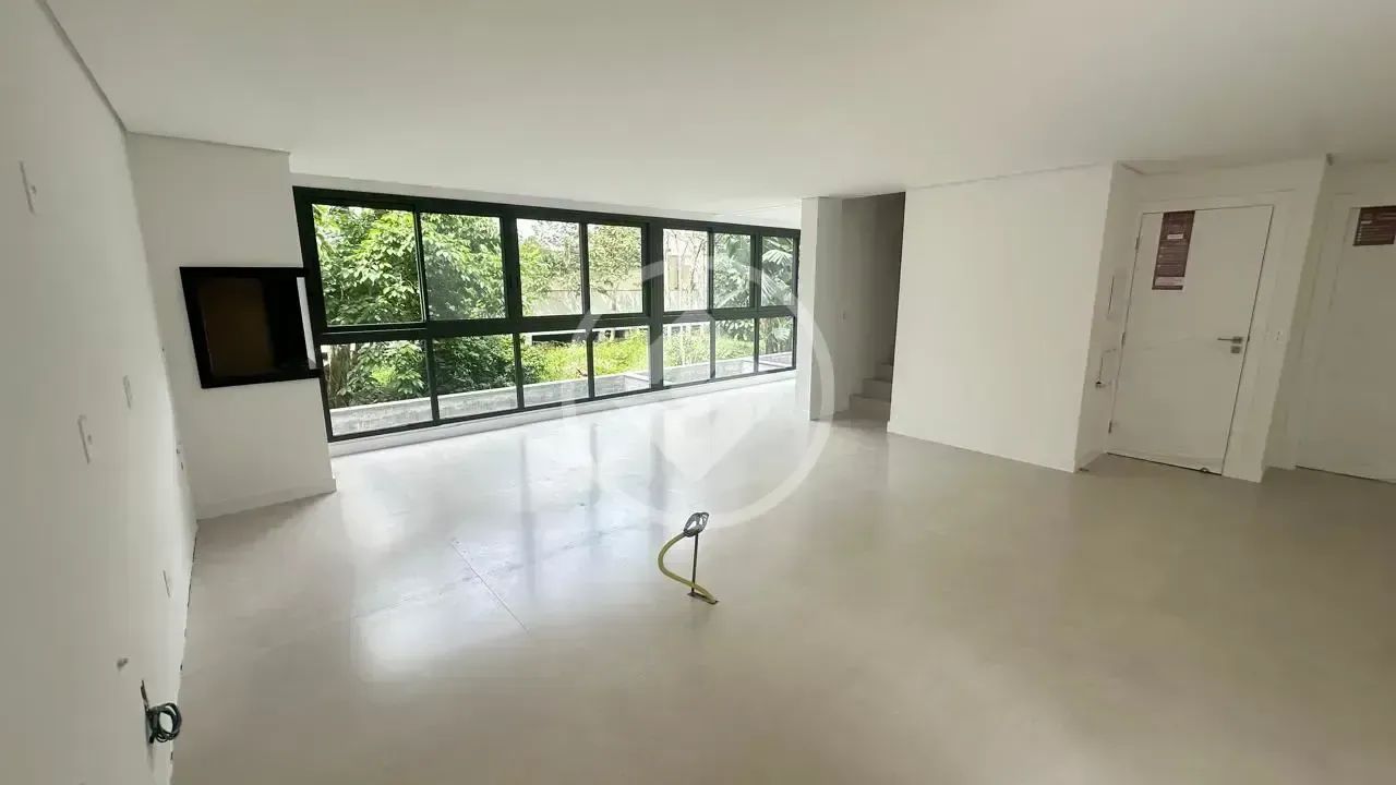 Casa Geminada Recém-Construída no Córrego Grande - Foto 4