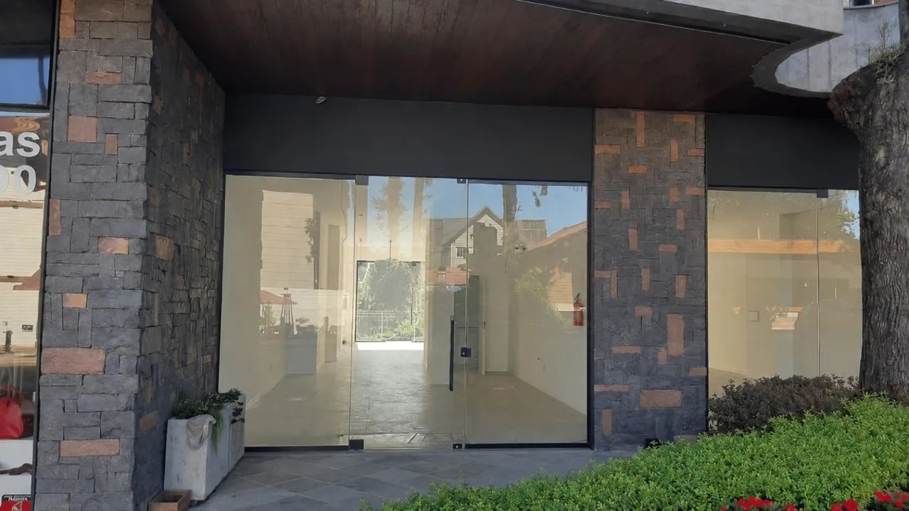 Loja para locação no Centro de Gramado/ RS