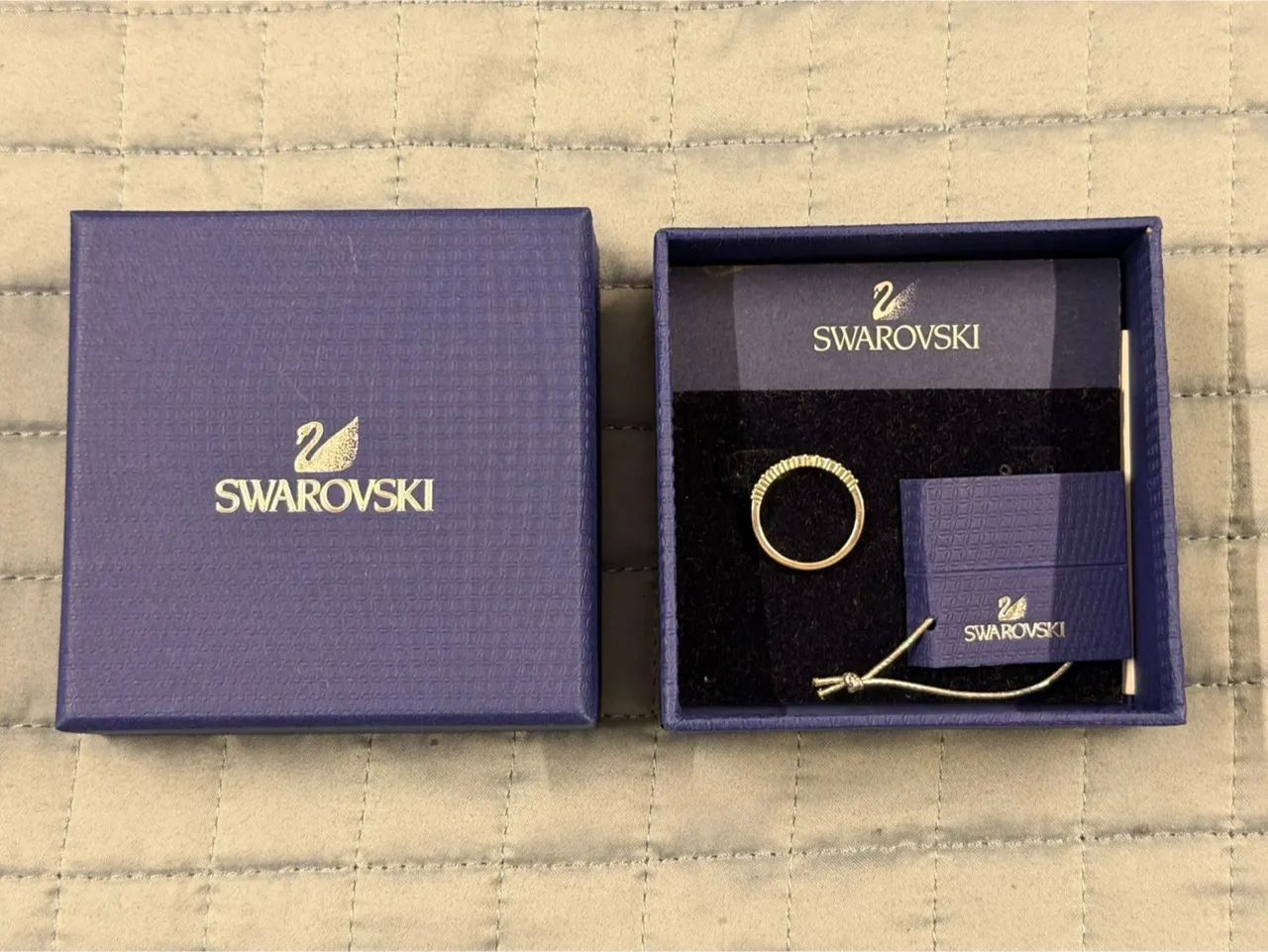 Anel Swarovski Original com Caixa - Cristais Swarovski