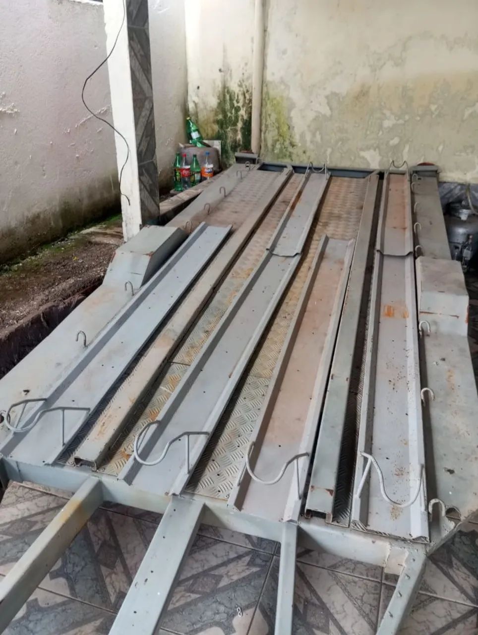 Vendo ou troco por uma pequena - Foto 2