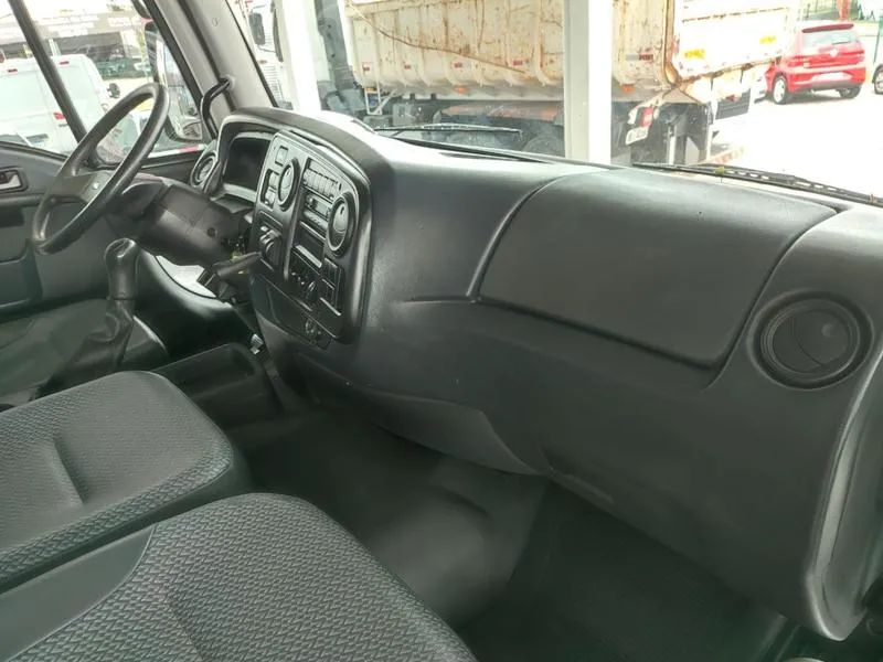 FORD CARGO 1719 2013 - Foto 9