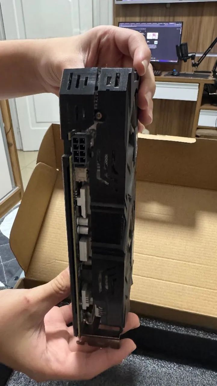 Rx 5500 xt 51risc 8gb , em perfeitas condições  - Foto 6