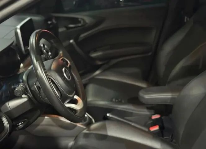 Fiat Cronos Precision 1.8 16V Flex Aut. 2020 - Foto 4