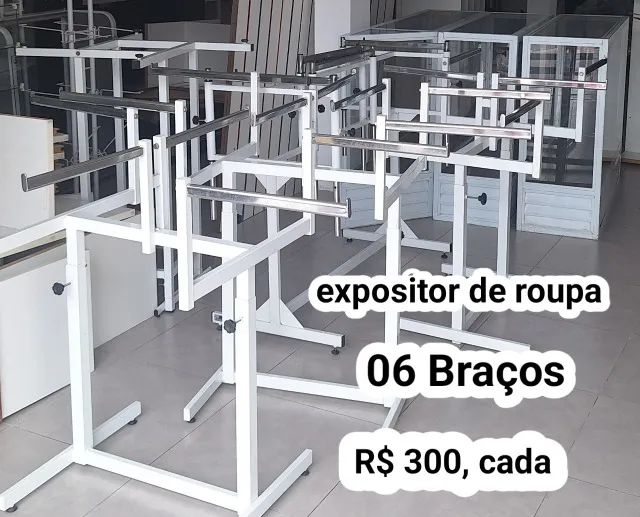 ARARA EXPOSITOR DE ROUPAS
