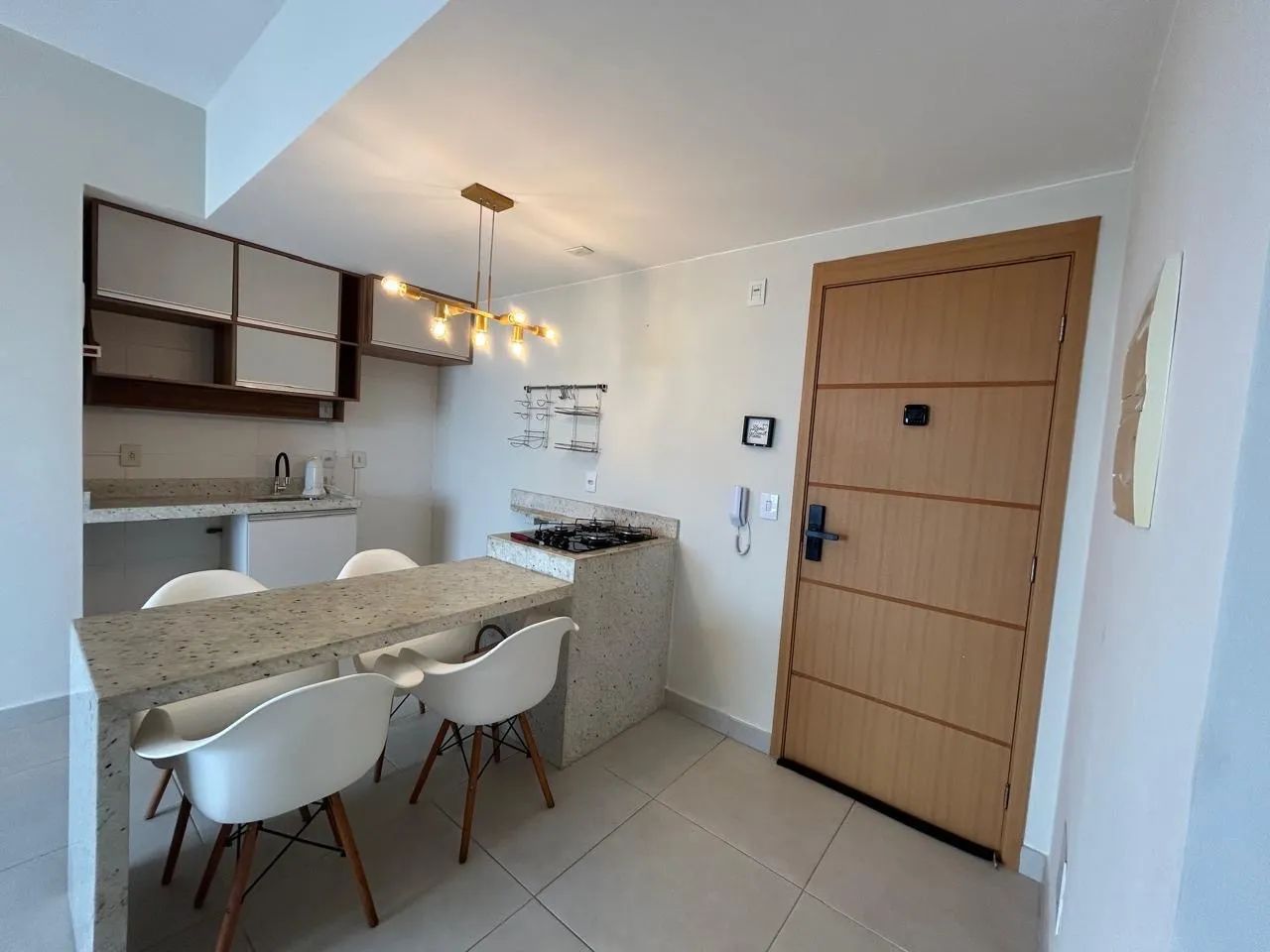 Ed Unique Studio, Semi-mobiliado à venda com 2/4, 70m2, andar alto  - Foto 4