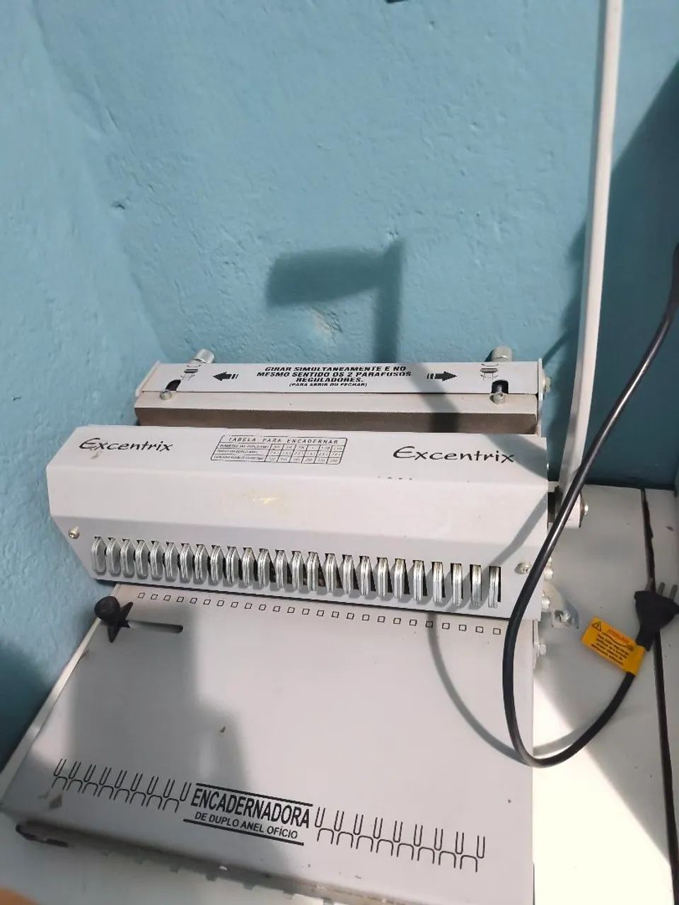 Wire-O Combining Punch and Binding Machine for Sale