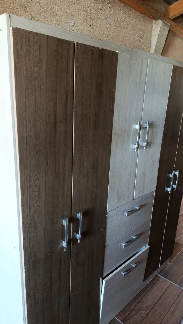 Guarda roupas solteiro 