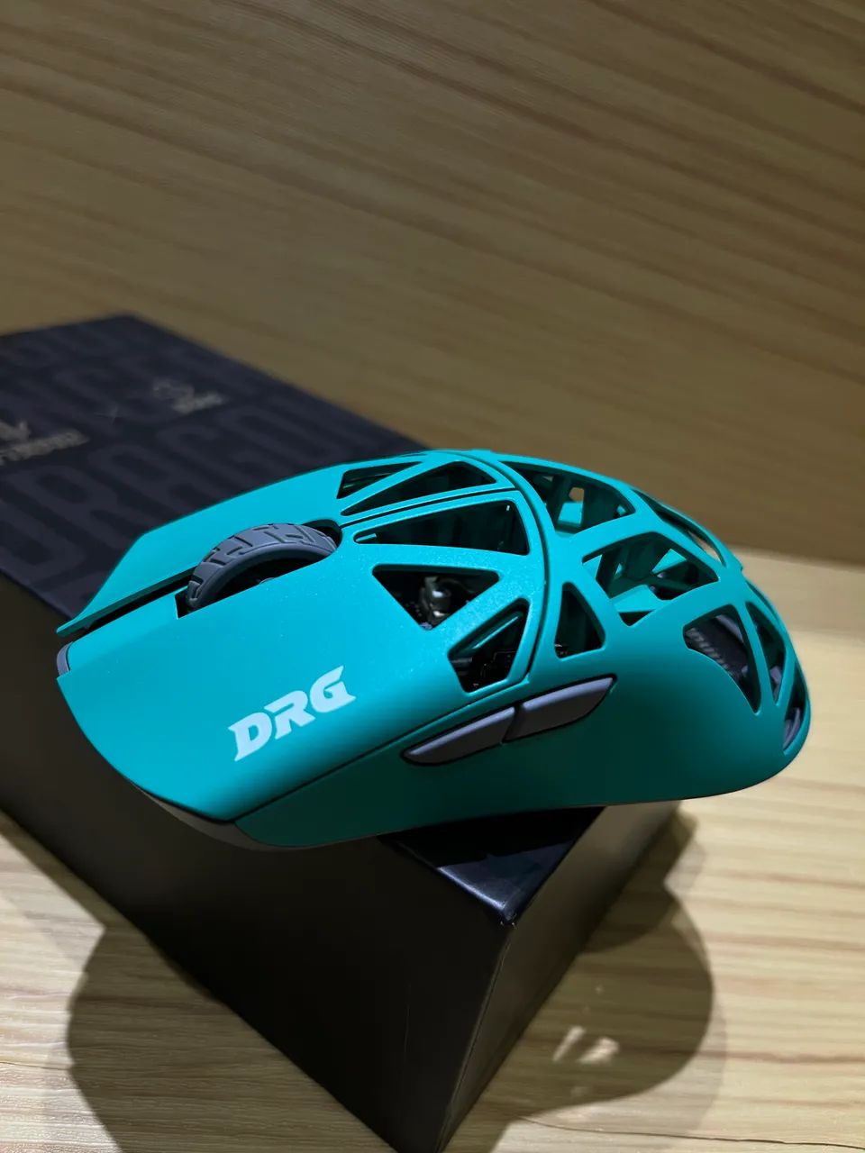 Novo) WLmouse Beast X Max DRG - Green Solid Sides - Periféricos e