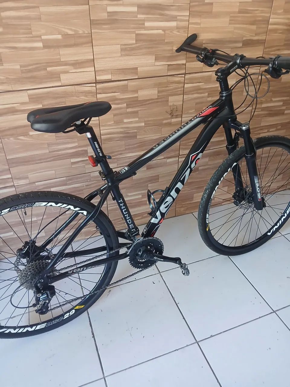 MONTAIN BIKE VENZO 
