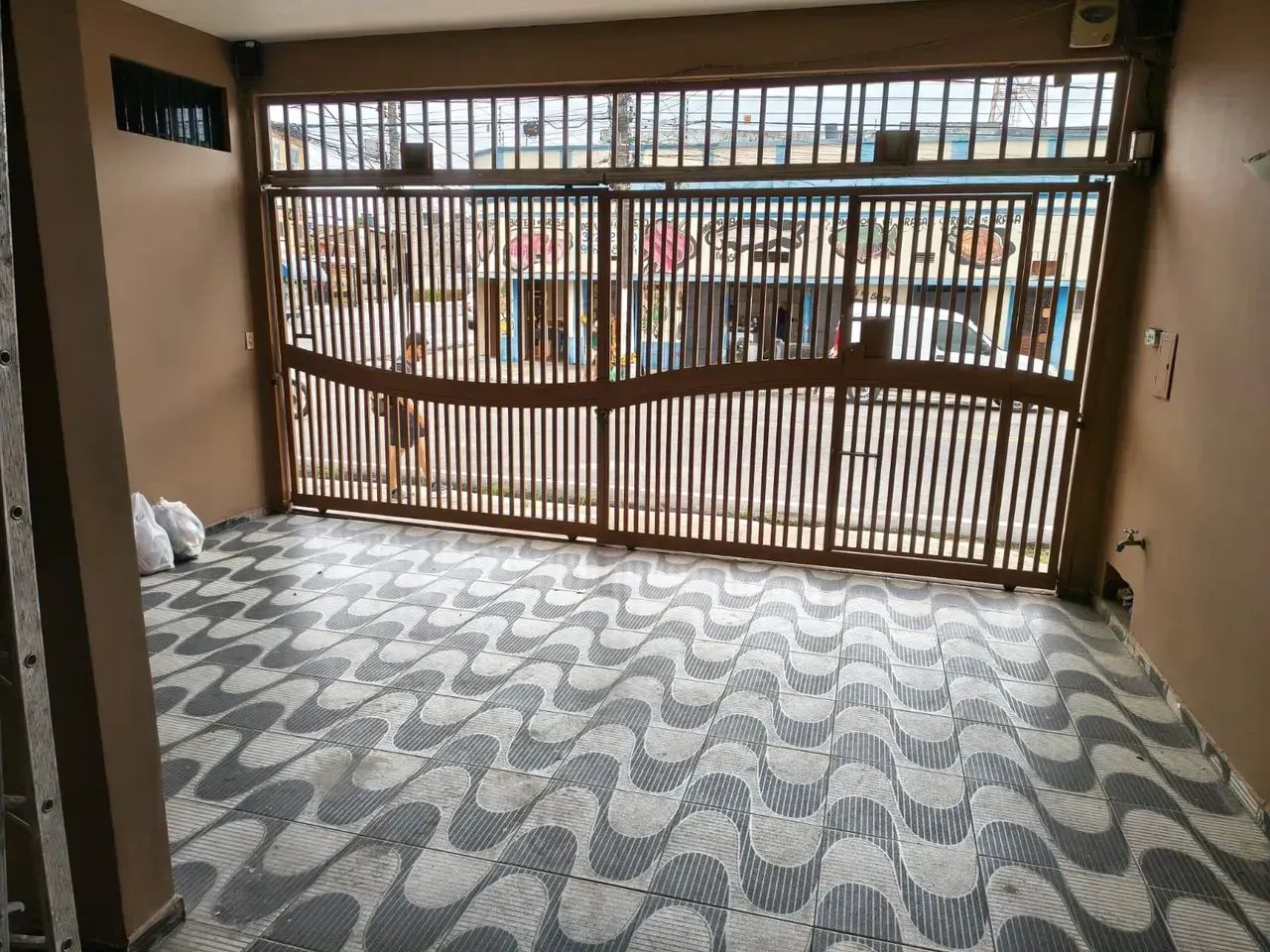 ALUGO  PARA FINS RESIDENCIAIS E/OU COMERCIAIS  EXCELENTE LOCALIZAÇÃO CIDADE VELHA - Foto 3