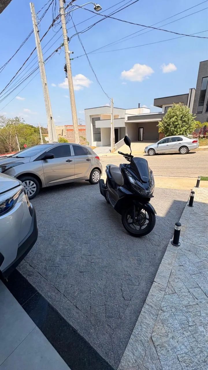 PCX 2025 DLX - Foto 3