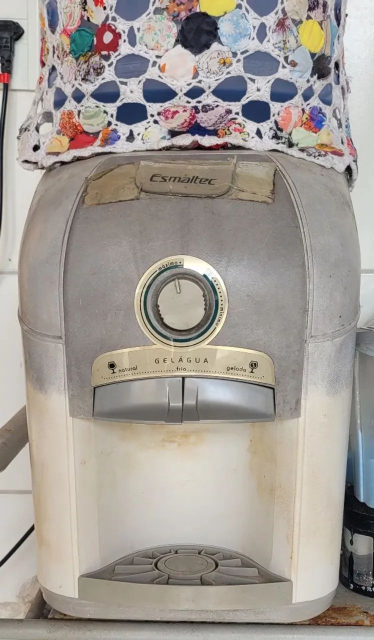 Gelagua Esmaltec funcionando perfeitamente 