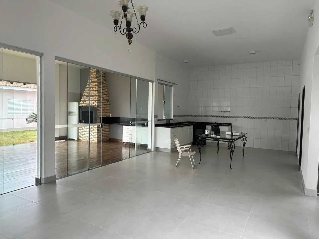 LINDA CASA NA CHAPADA 