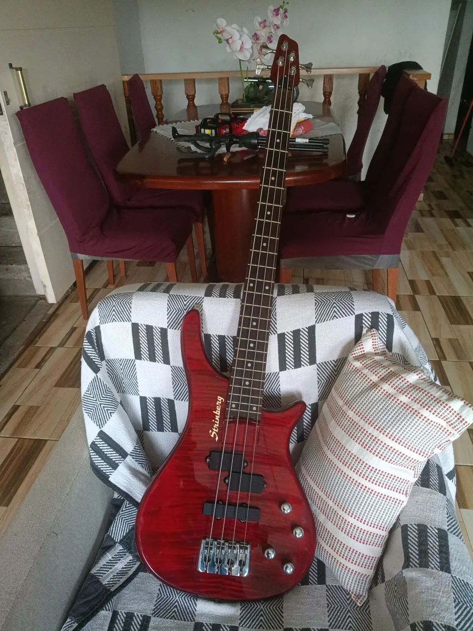 Guitarra - Foto 2