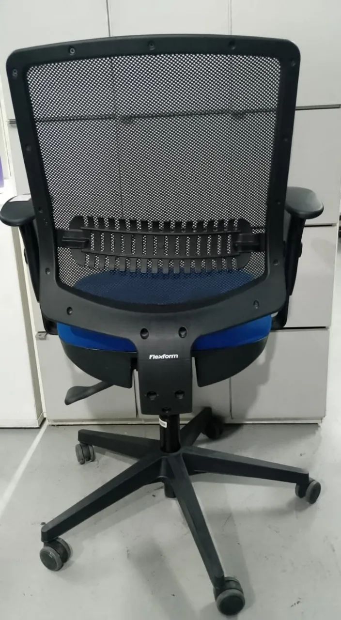 Cadeira de Escritório Tela Mesh Marca FlexForm - Foto 5