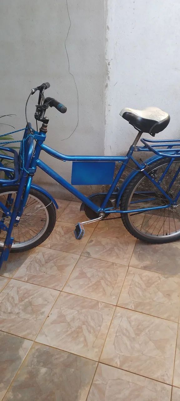 Vendo.  Cargueira 