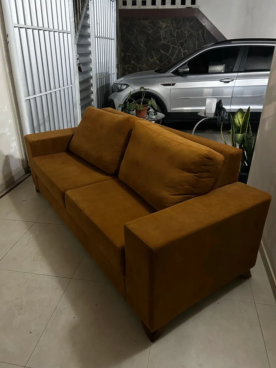 Sofá 3 lugares marrom  - Foto 4