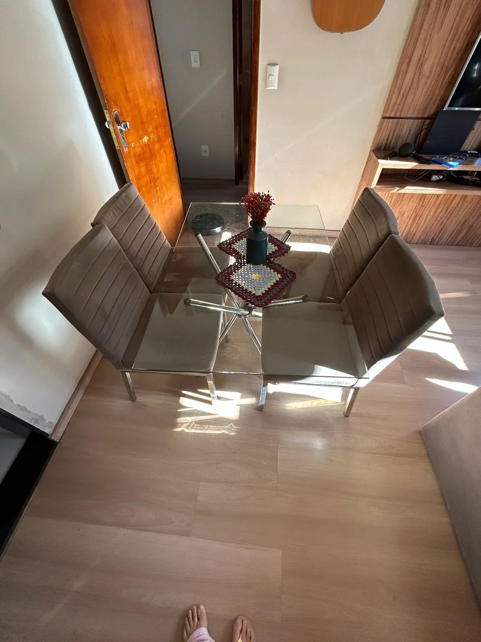 Mesa de jantar com 4 cadeiras - Foto 4