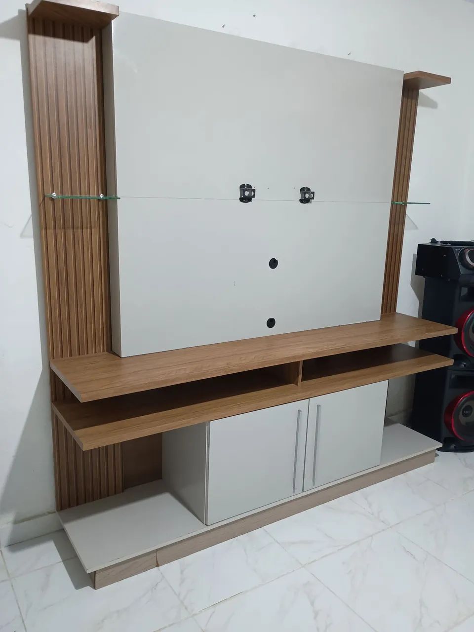 Rack painel semi-novo suporta TV até 60 polegadas - Foto 4