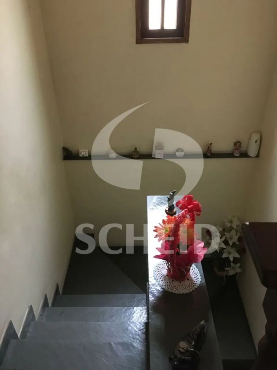 ,QUINTAL COM CHURRASQUEIRA, DEPENDENCIAE EMPREGADA COM PORTAO AU - Foto 5