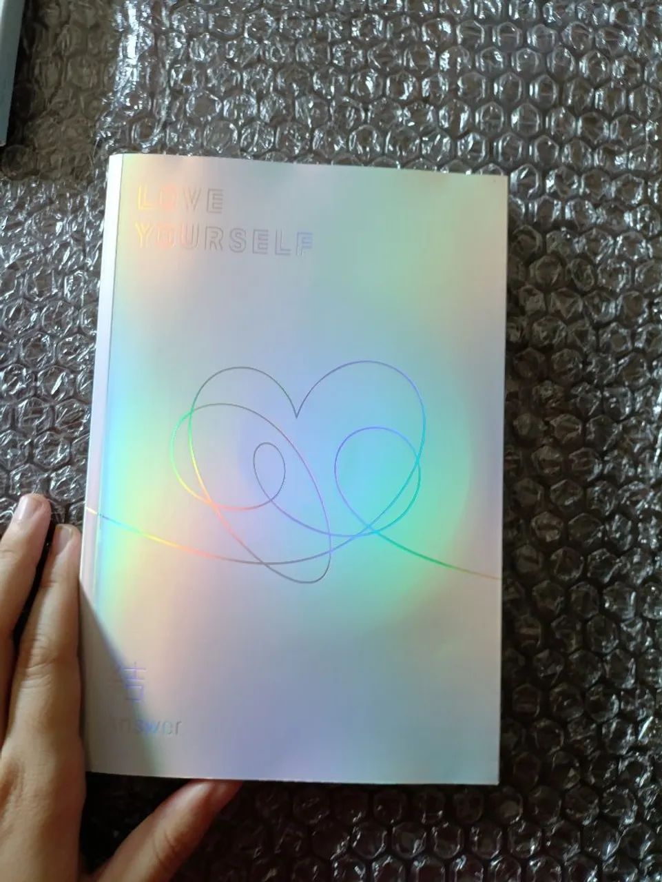 Álbum BTS - Love Yourself: Answer Versão L + Photocard Original Jin - Foto 2