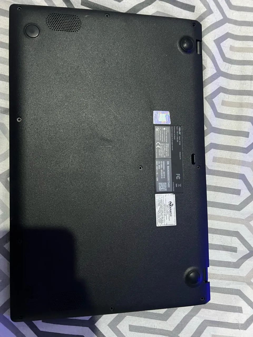 ASUS E510  - Foto 4