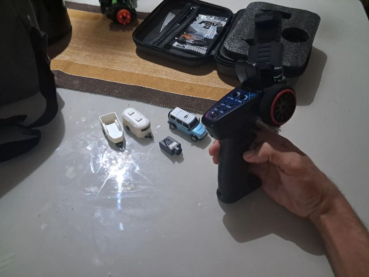 Carro de controle remoto com câmera  - Foto 3