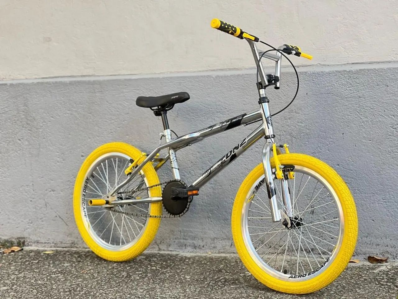 BICICLETA CROSS ARO 20 - FRETE GRÁTIS  - Foto 3
